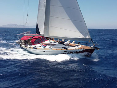 sailing in greece with skipper