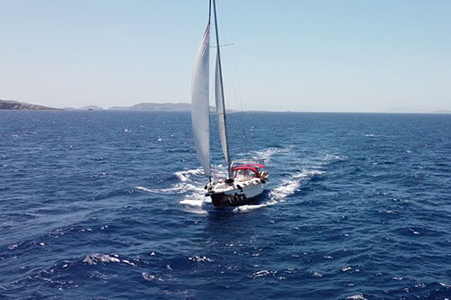 skippered-sailboat-greece skippered sailboat in greece